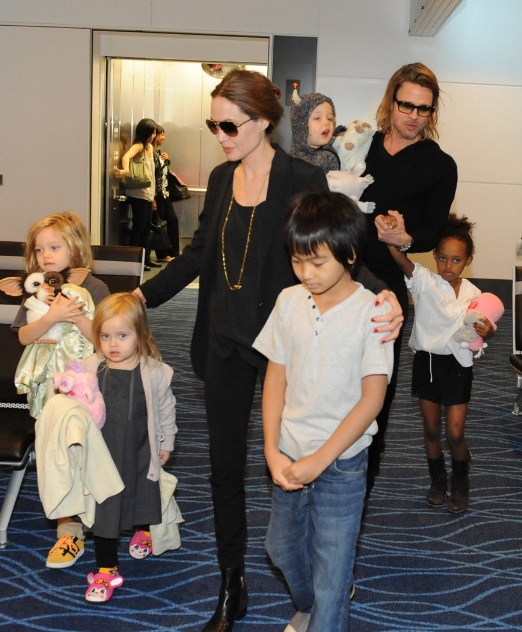 Angelina Jolie and Brad Pitt with their kids